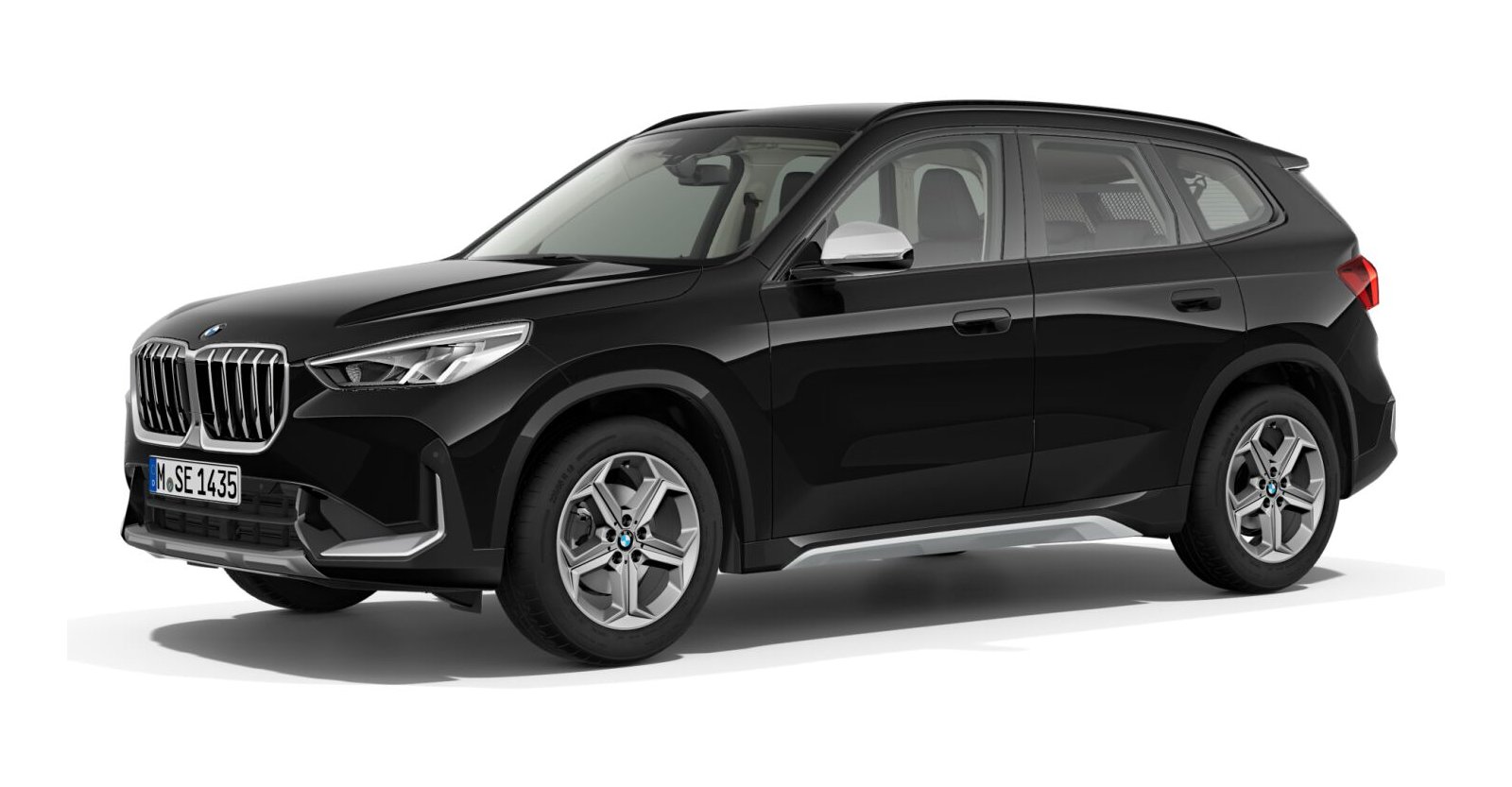 BMW X1 sDrive18d in Schwarz von vorne BMW X1 sDrive18d in Schwarz von vorne