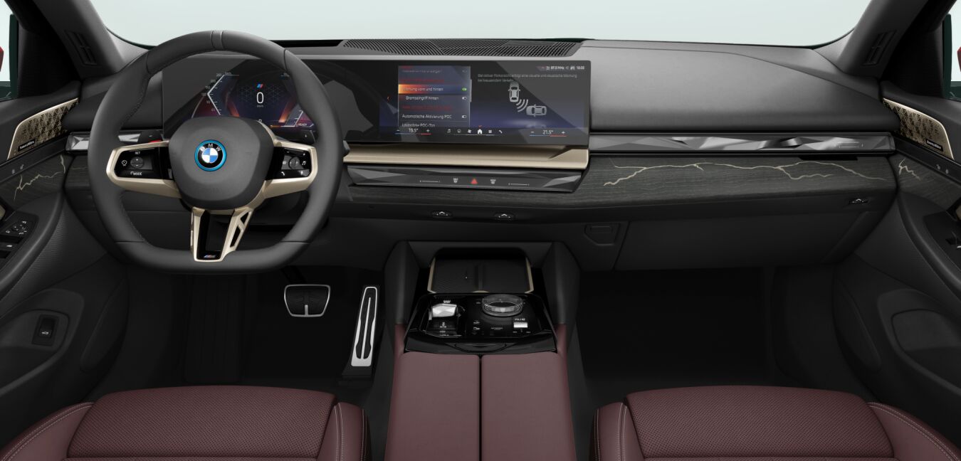 BMW BMW 5er im Innenraum von vorne BMW BMW 5er im Innenraum von vorne