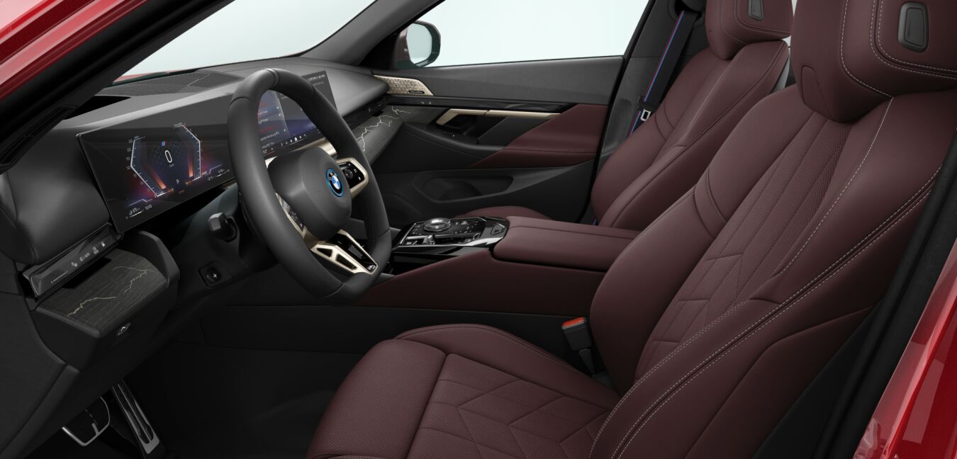 BMW BMW 5er im Innenraum seitlich BMW BMW 5er im Innenraum seitlich