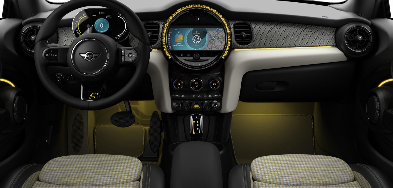 MINI MINI 3-Türer im Innenraum von vorne MINI MINI 3-Türer im Innenraum von vorne