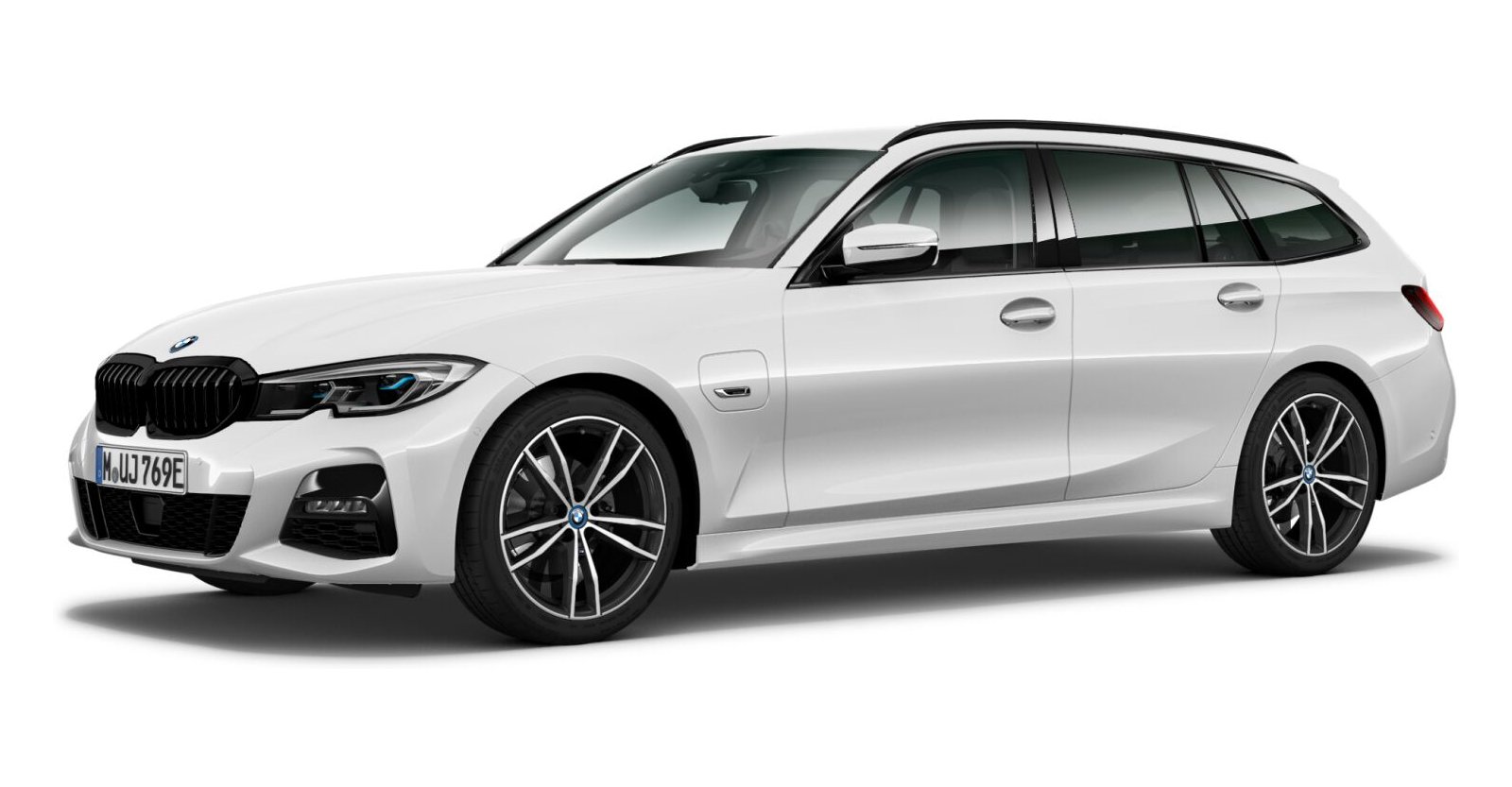 BMW 330e xDrive Touring in Weiß von vorne BMW 330e xDrive Touring in Weiß von vorne