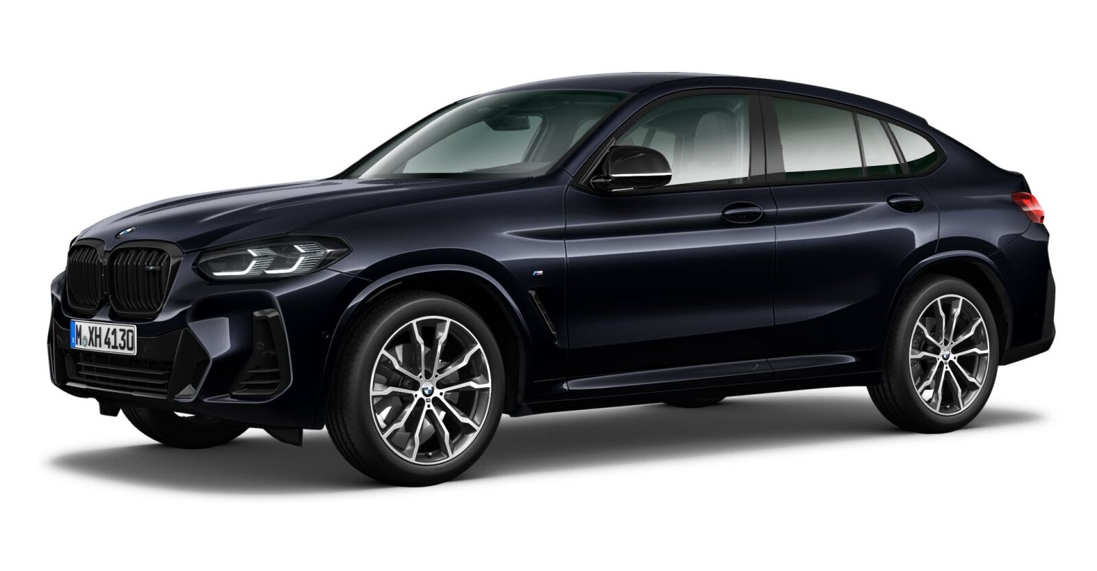 BMW X4 M40i in Schwarz von vorne BMW X4 M40i in Schwarz von vorne