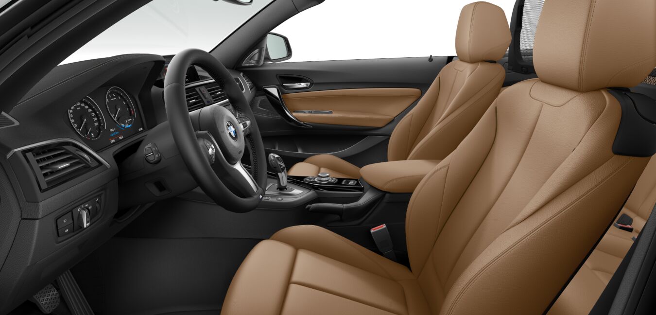 BMW BMW 2er im Innenraum seitlich