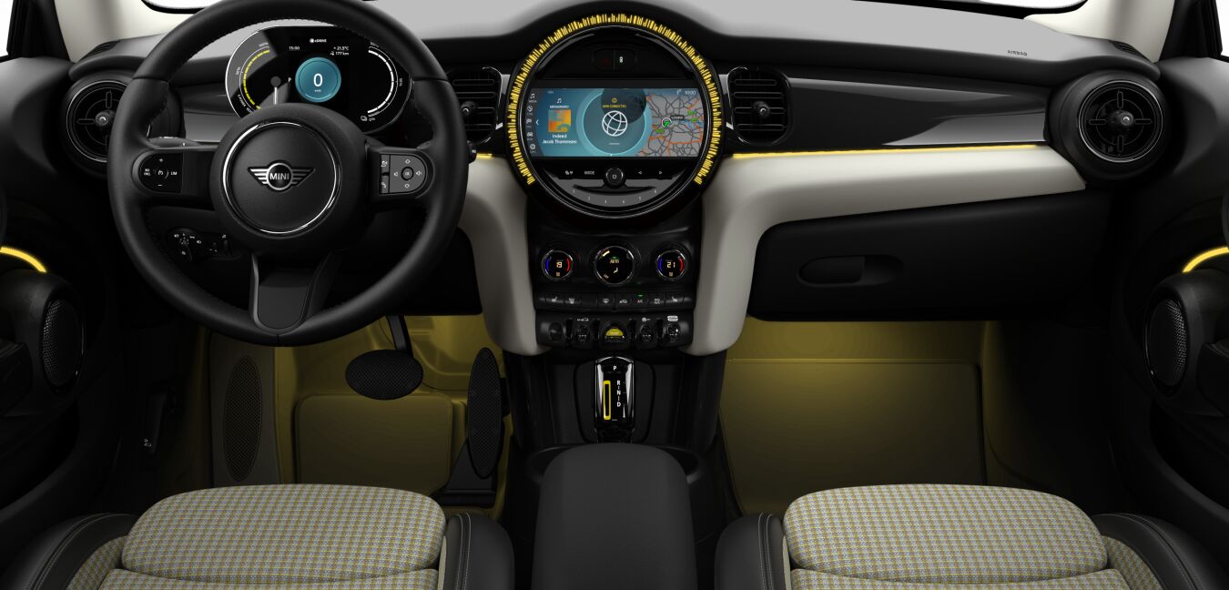 MINI MINI 3-Türer im Innenraum von vorne MINI MINI 3-Türer im Innenraum von vorne