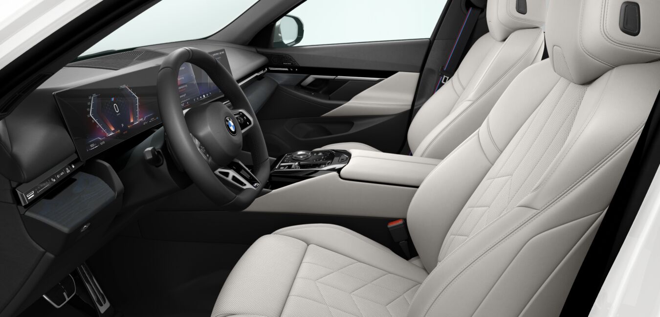BMW BMW 5er im Innenraum seitlich BMW BMW 5er im Innenraum seitlich