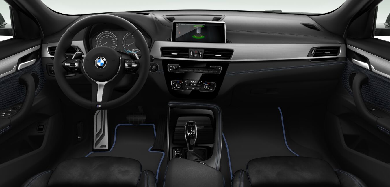BMW BMW X im Innenraum von vorne