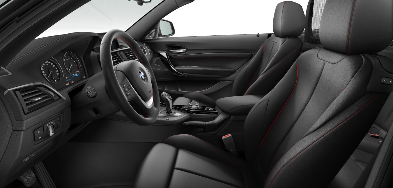 BMW BMW 2er im Innenraum seitlich BMW BMW 2er im Innenraum seitlich