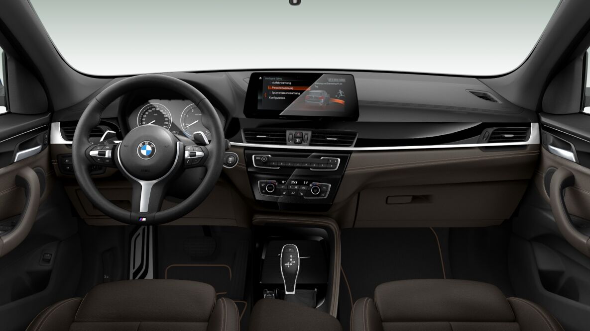 BMW BMW X im Innenraum von vorne BMW BMW X im Innenraum von vorne