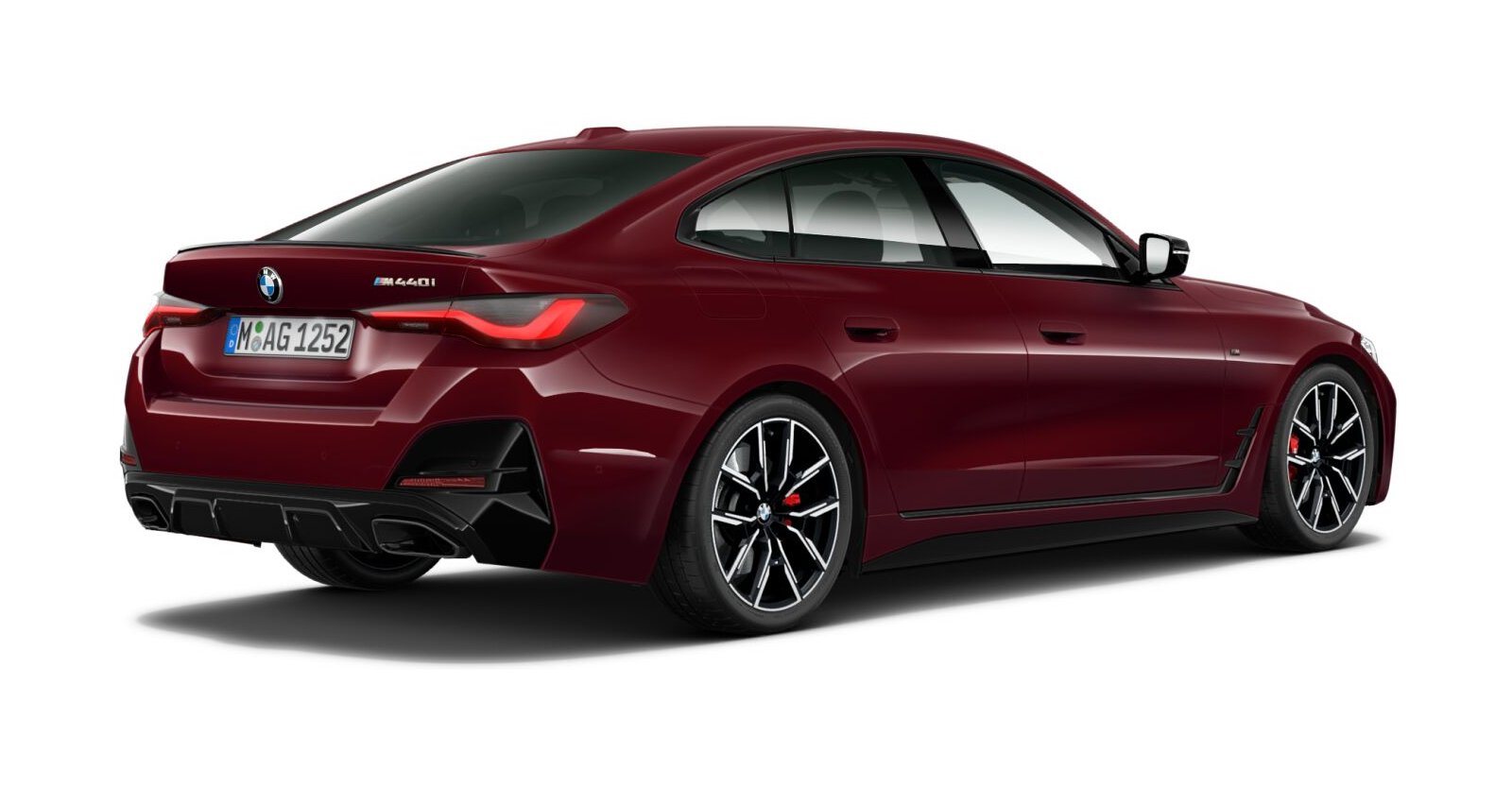BMW BMW 4er in Rot von hinten