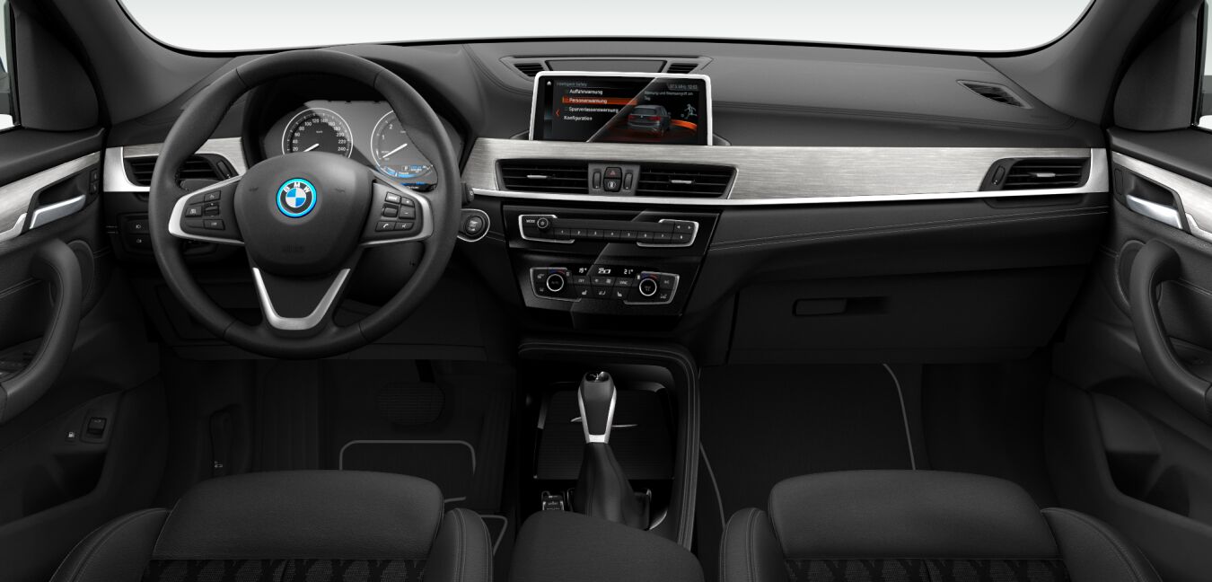 BMW BMW X im Innenraum von vorne