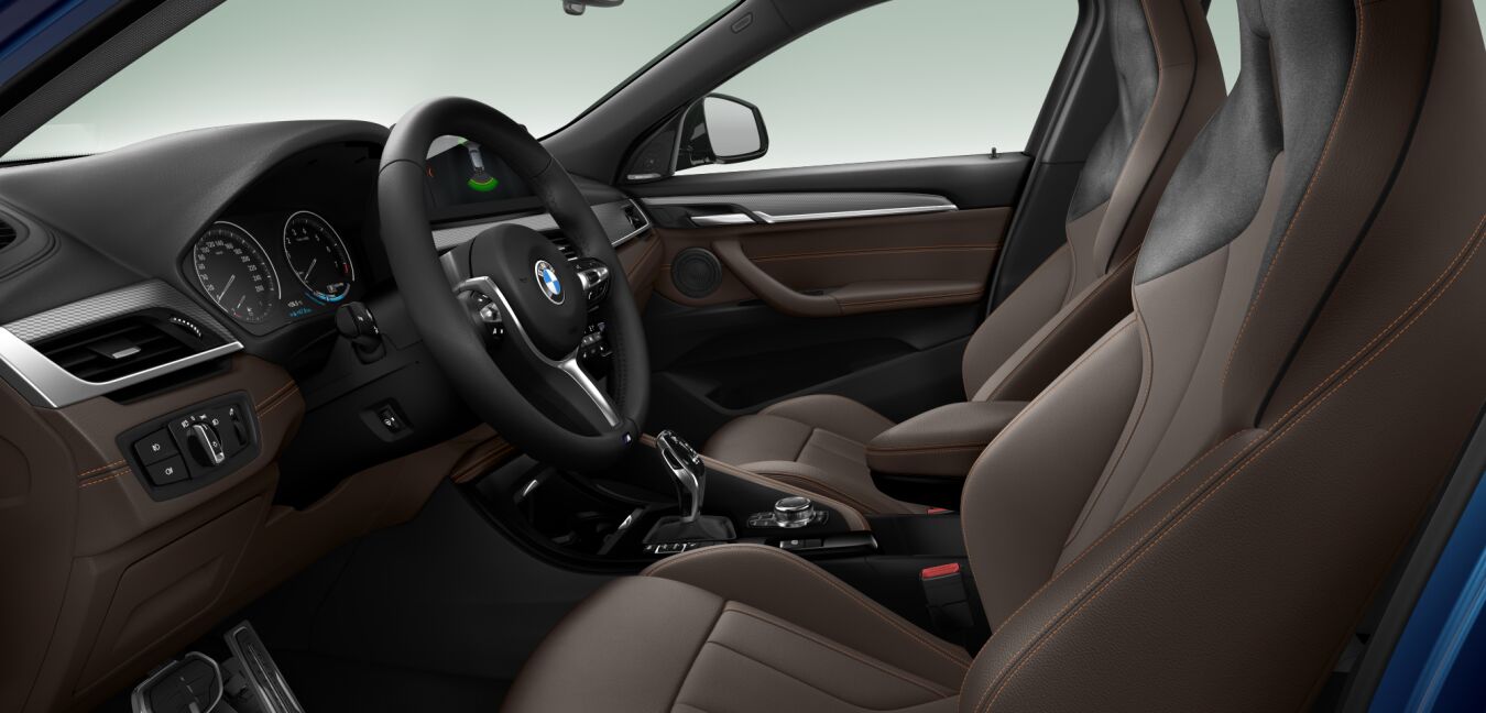 BMW BMW X im Innenraum seitlich BMW BMW X im Innenraum seitlich