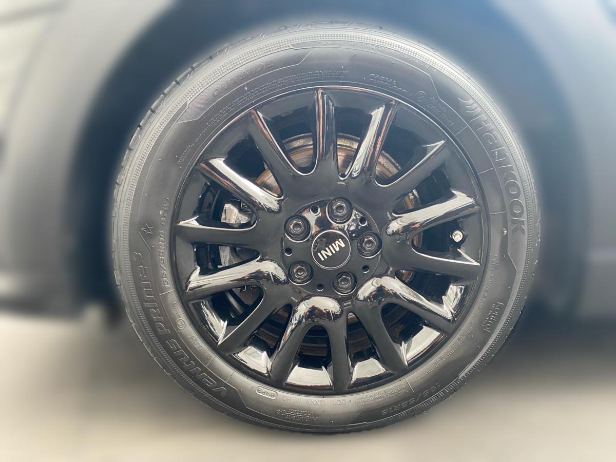 Originalaufnahme des Fahrzeugs Originalaufnahme des Fahrzeugs
