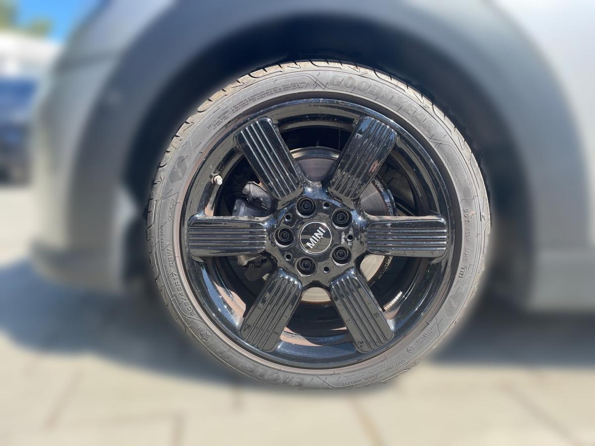 Originalaufnahme des Fahrzeugs Originalaufnahme des Fahrzeugs