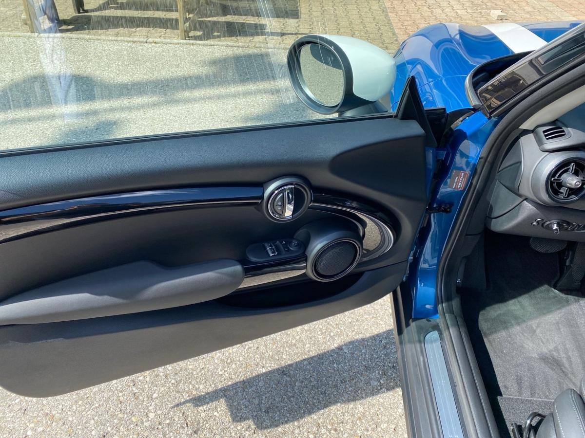 Originalaufnahme des Fahrzeugs Originalaufnahme des Fahrzeugs