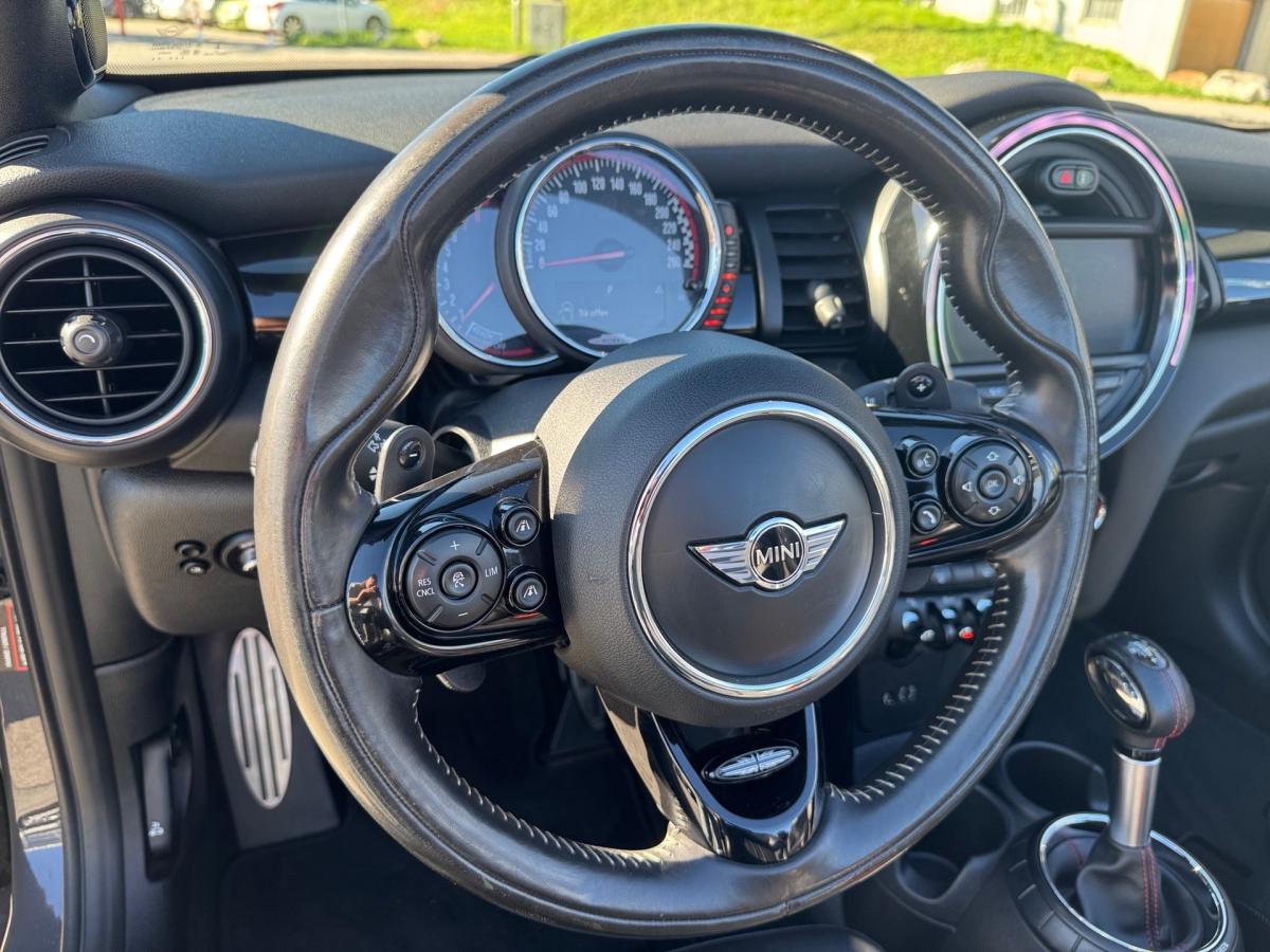 Originalaufnahme des Fahrzeugs Originalaufnahme des Fahrzeugs