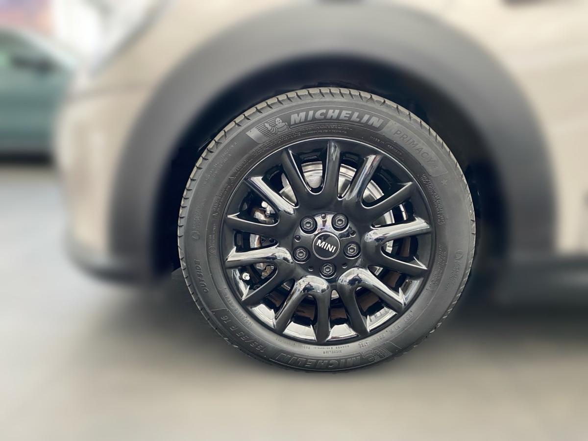 Originalaufnahme des Fahrzeugs Originalaufnahme des Fahrzeugs