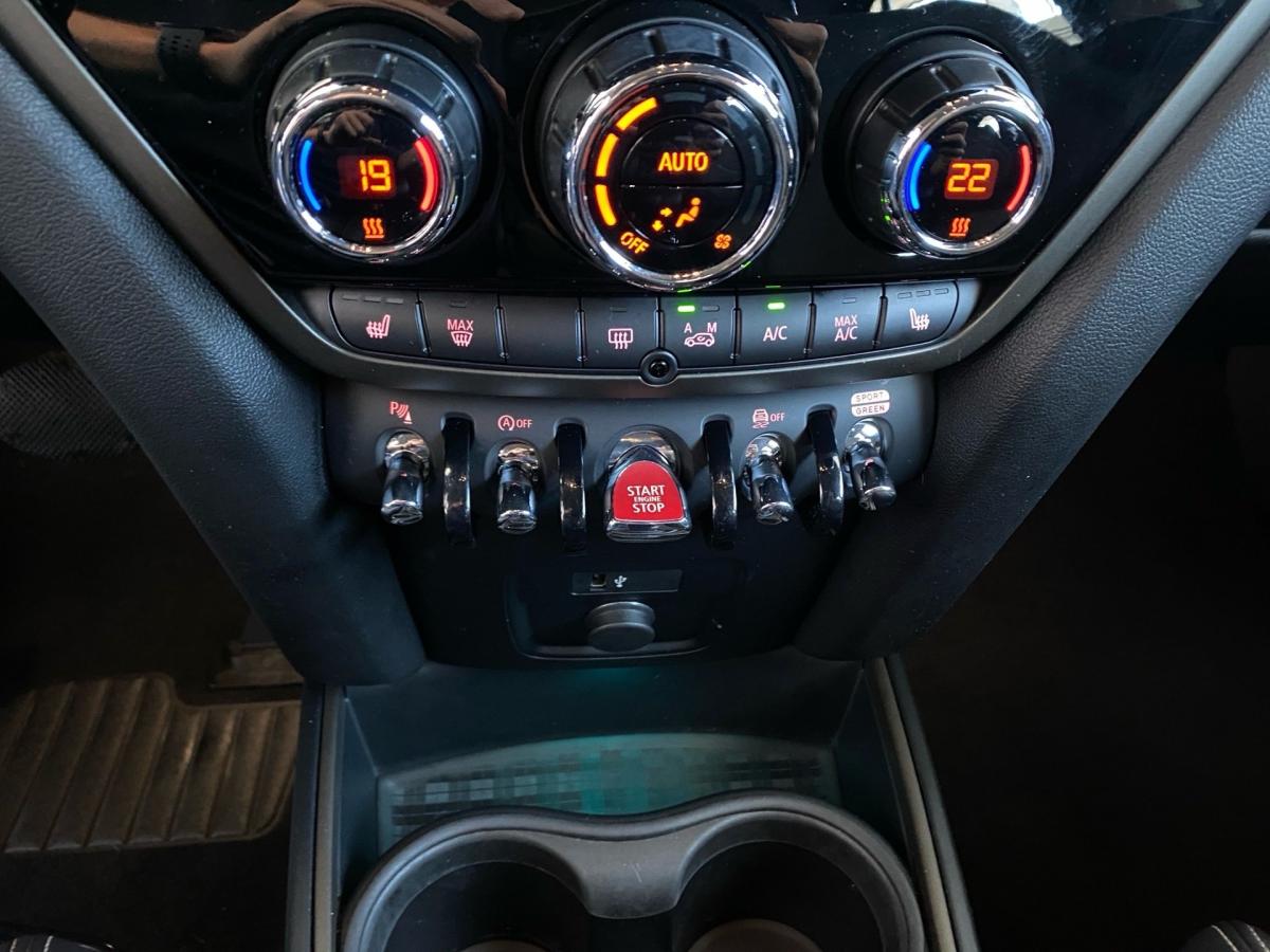 Originalaufnahme des Fahrzeugs Originalaufnahme des Fahrzeugs
