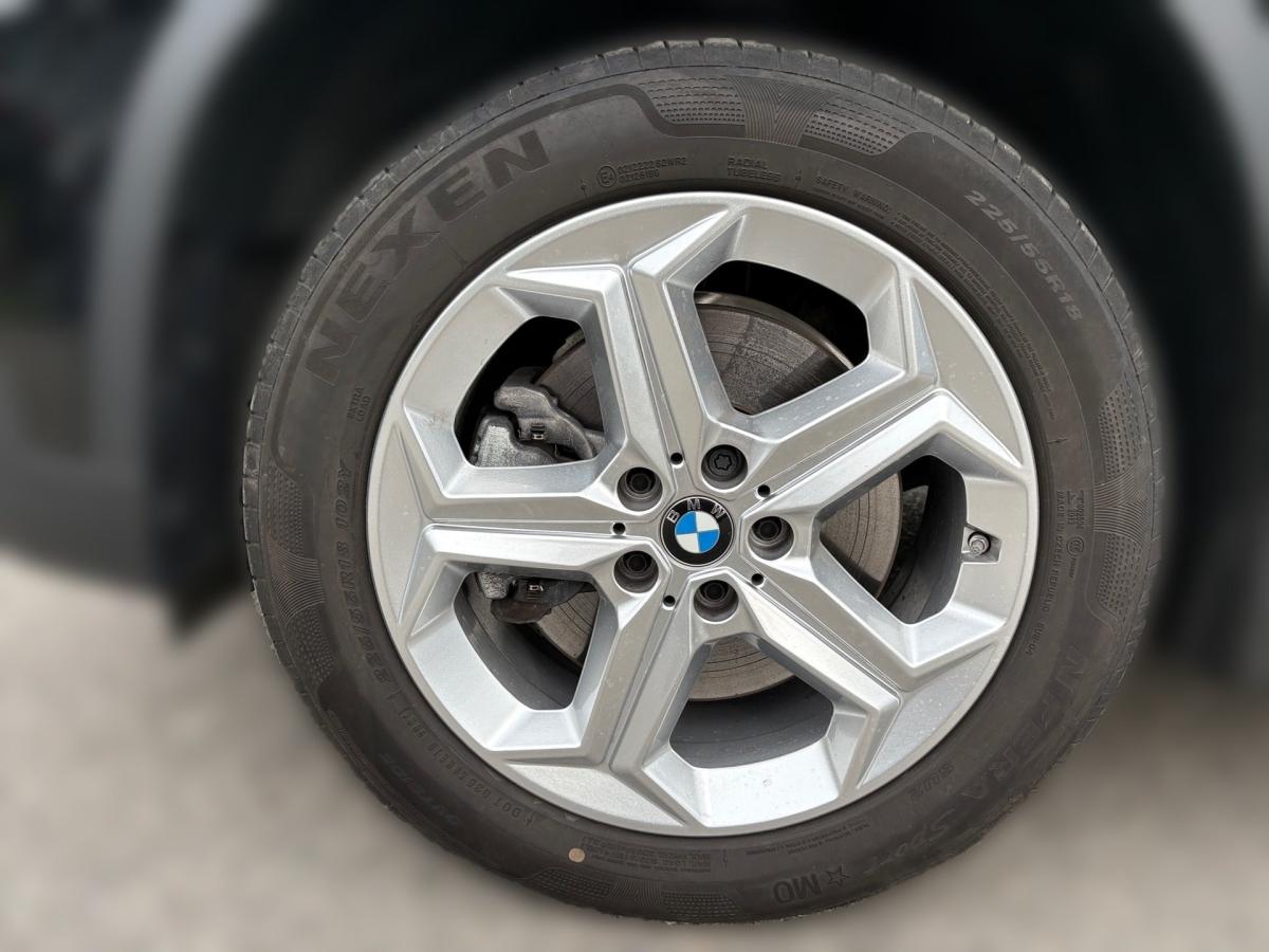 Originalaufnahme des Fahrzeugs Originalaufnahme des Fahrzeugs