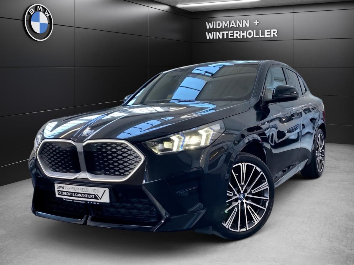 BMW iX2 xDrive30 Originalaufnahme BMW iX2 xDrive30 Originalaufnahme