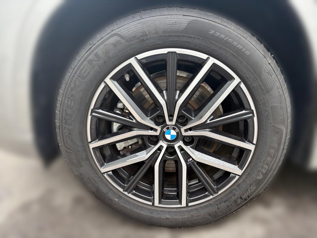 Originalaufnahme des Fahrzeugs Originalaufnahme des Fahrzeugs