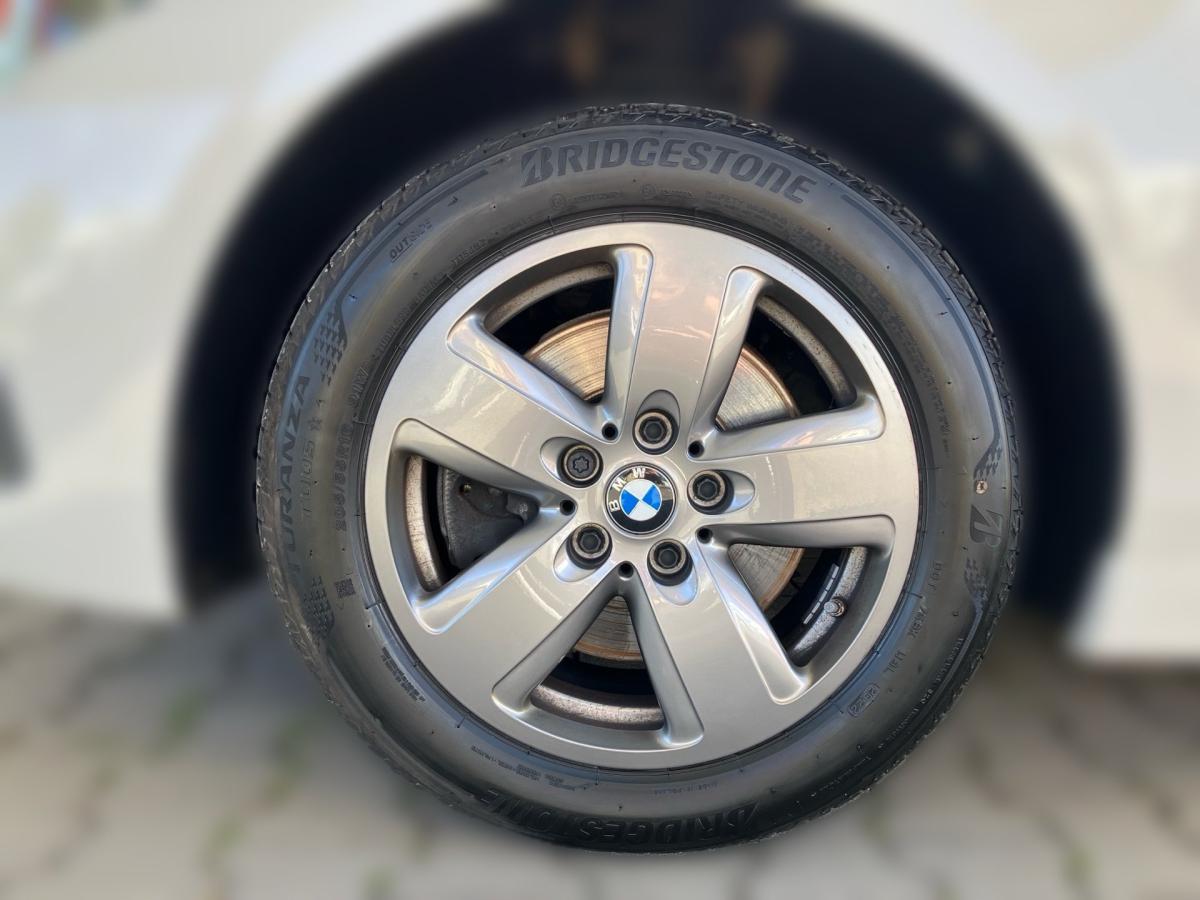 Originalaufnahme des Fahrzeugs Originalaufnahme des Fahrzeugs