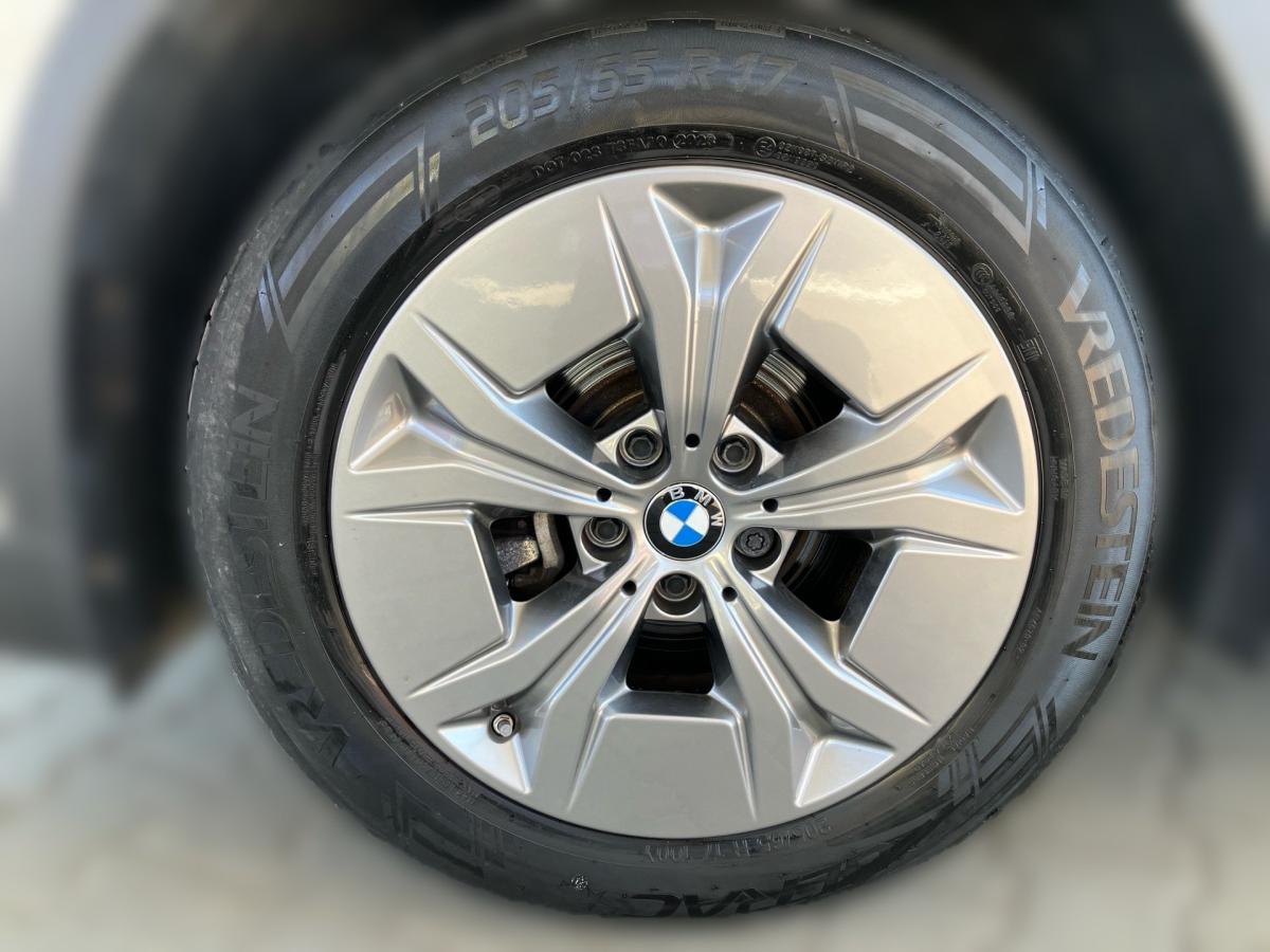 Originalaufnahme des Fahrzeugs Originalaufnahme des Fahrzeugs