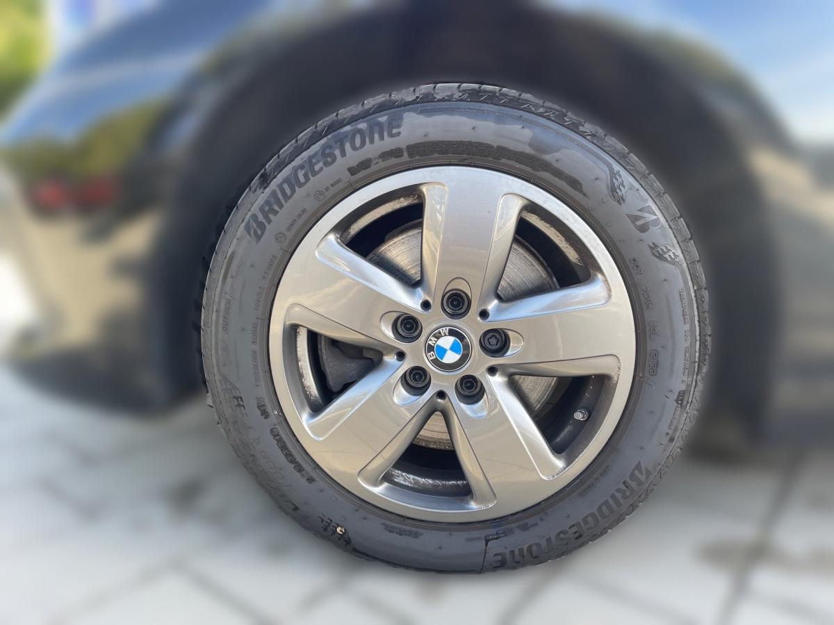 Originalaufnahme des Fahrzeugs Originalaufnahme des Fahrzeugs