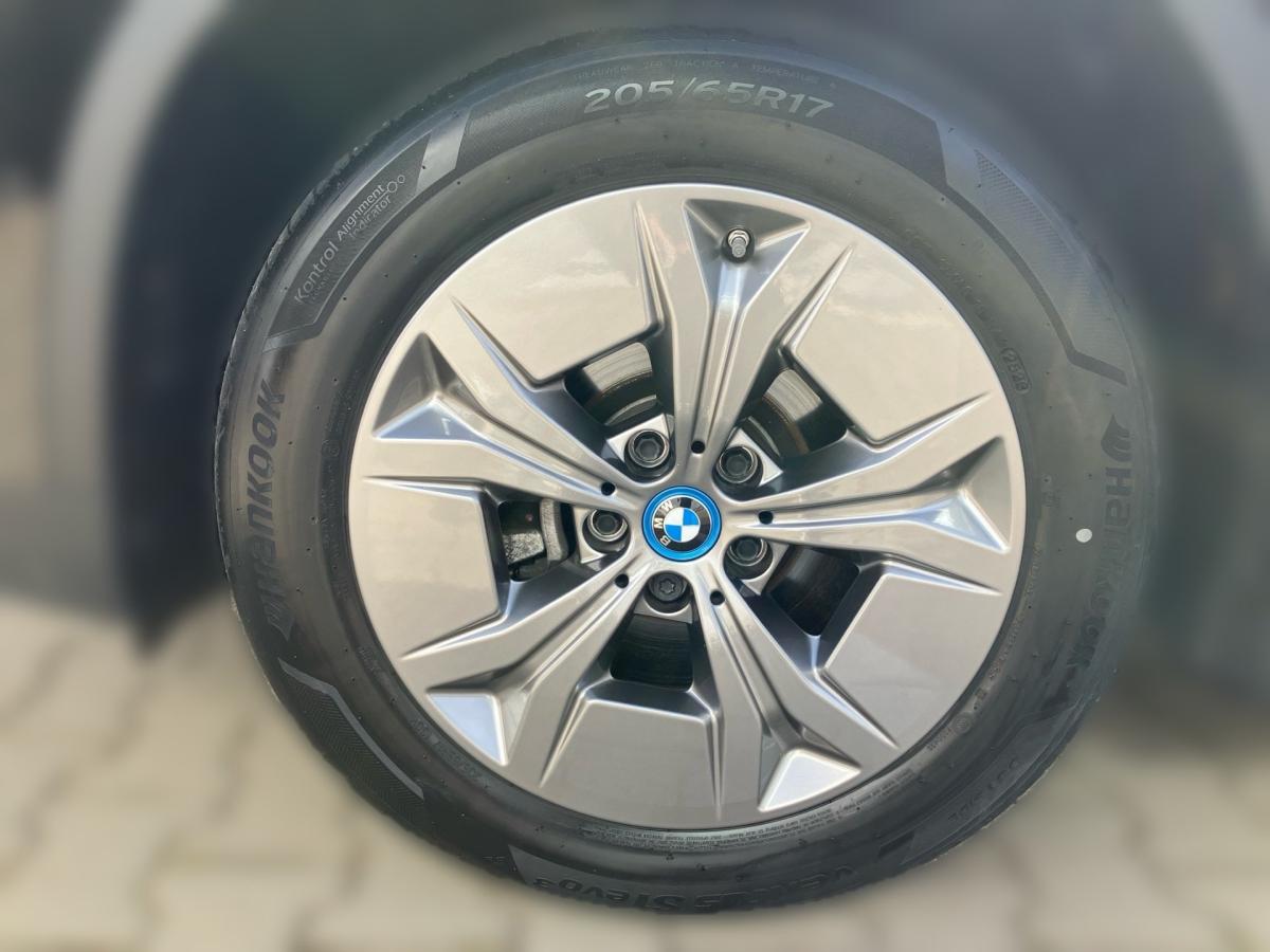 Originalaufnahme des Fahrzeugs Originalaufnahme des Fahrzeugs