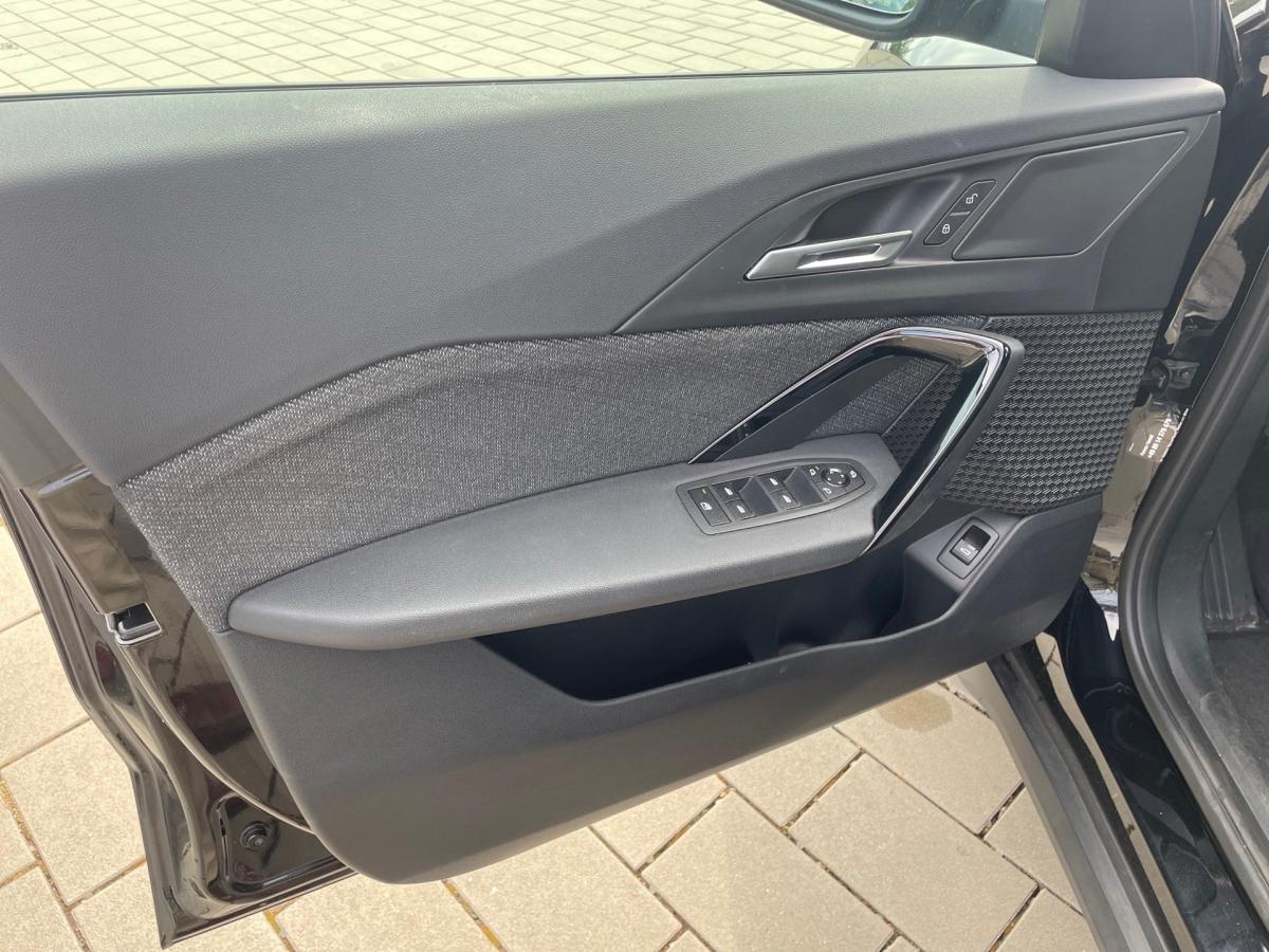 Originalaufnahme des Fahrzeugs Originalaufnahme des Fahrzeugs