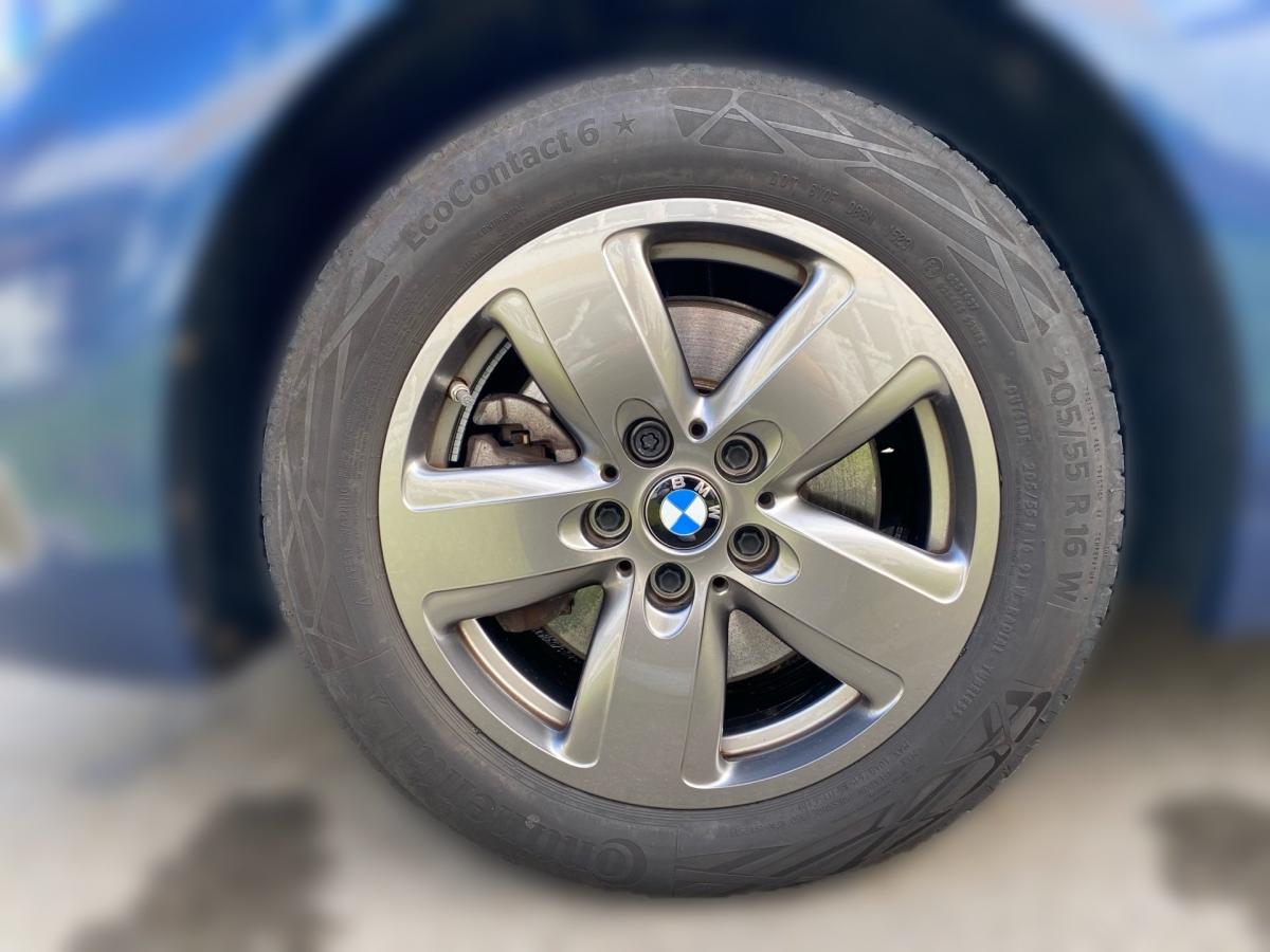 Originalaufnahme des Fahrzeugs Originalaufnahme des Fahrzeugs