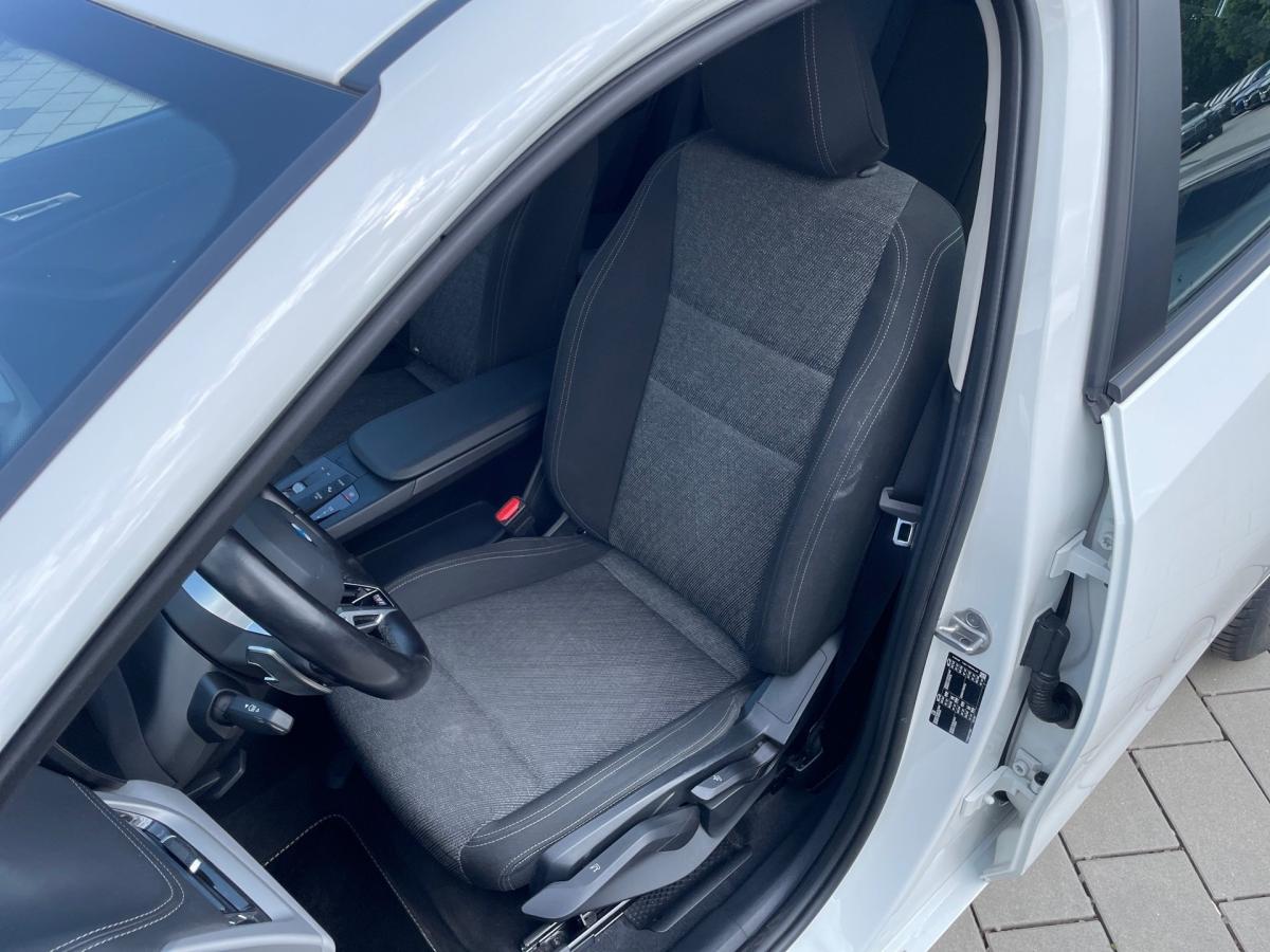 Originalaufnahme des Fahrzeugs Originalaufnahme des Fahrzeugs