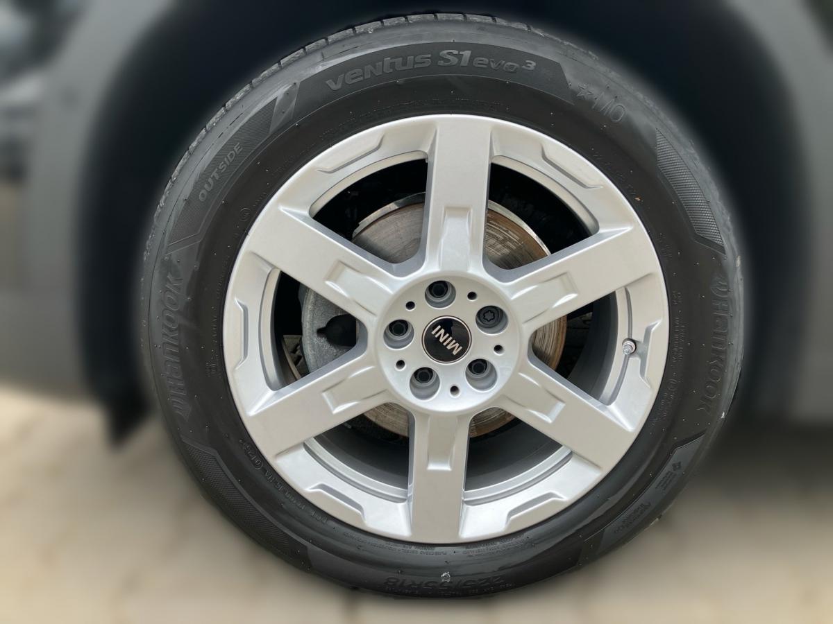 Originalaufnahme des Fahrzeugs Originalaufnahme des Fahrzeugs