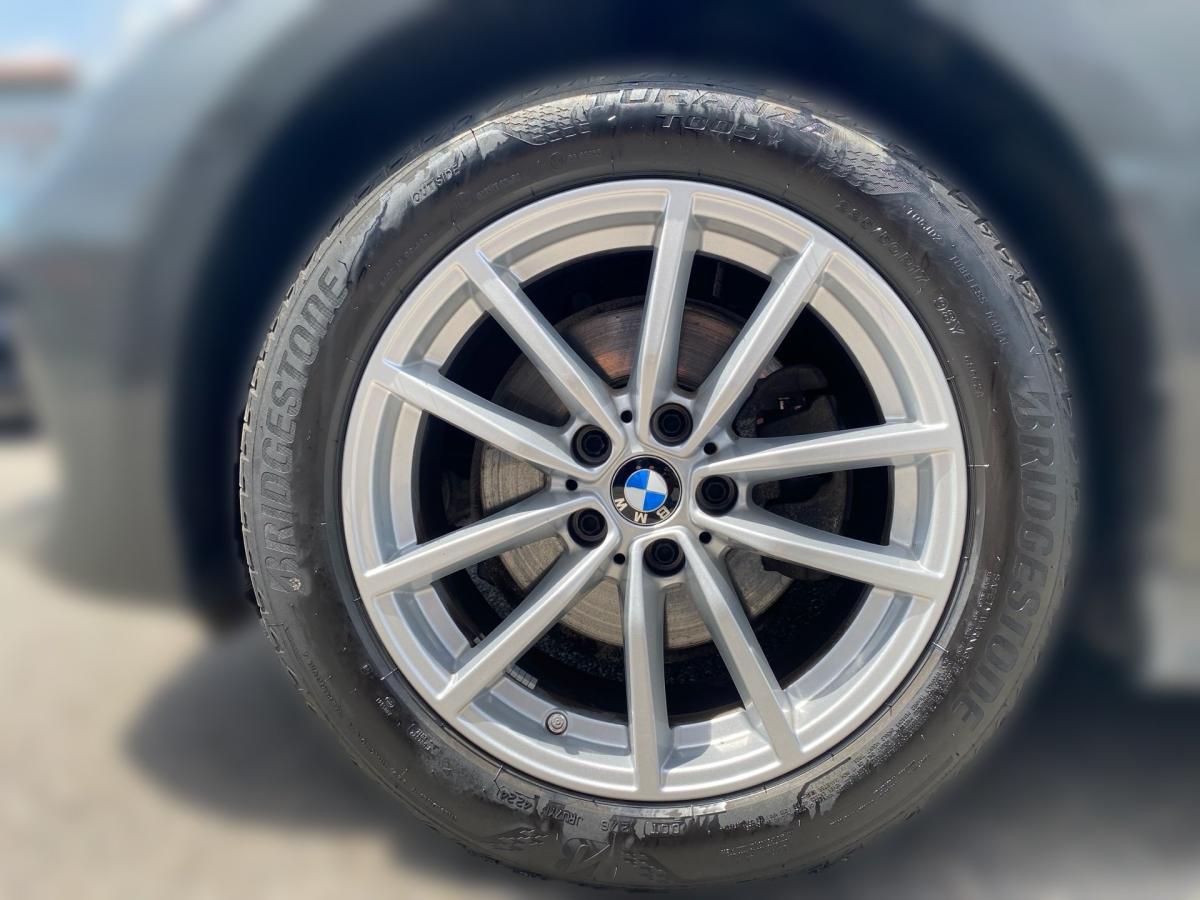 Originalaufnahme des Fahrzeugs Originalaufnahme des Fahrzeugs
