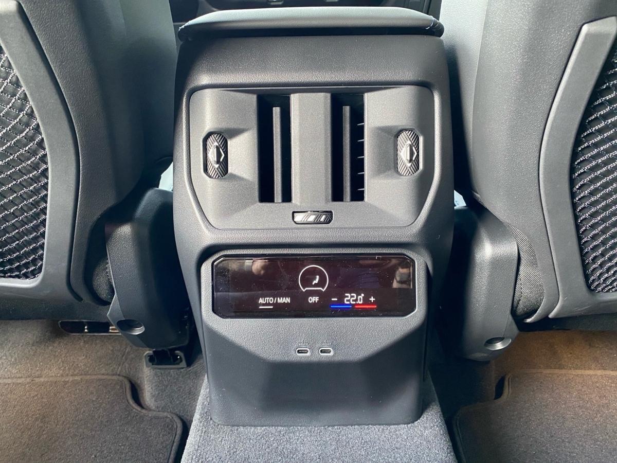 Originalaufnahme des Fahrzeugs Originalaufnahme des Fahrzeugs