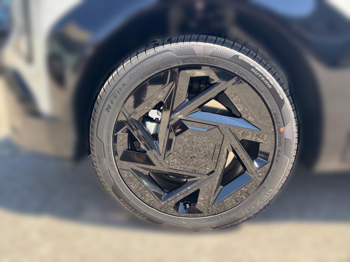 Originalaufnahme des Fahrzeugs Originalaufnahme des Fahrzeugs