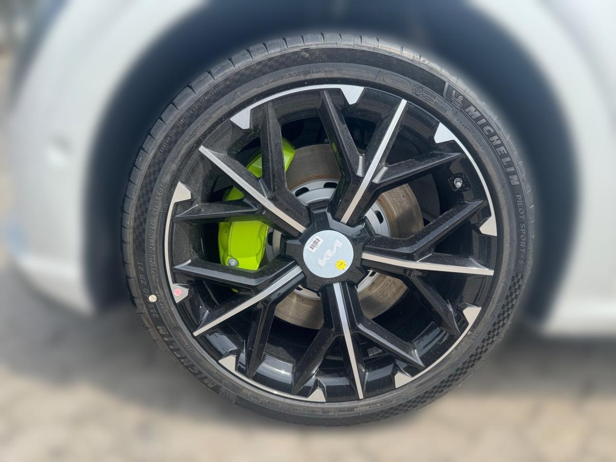 Originalaufnahme des Fahrzeugs Originalaufnahme des Fahrzeugs