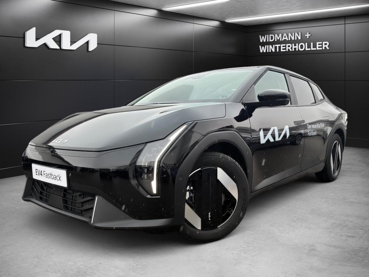 KIA EV4 FB 81 FWD Earth UP TE WIC DWP SD 2xKlima ACC in Schwarz von vorne KIA EV4 FB 81 FWD Earth UP TE WIC DWP SD 2xKlima ACC in Schwarz von vorne