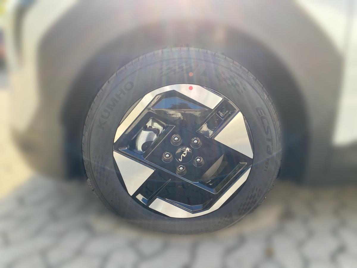 Originalaufnahme des Fahrzeugs Originalaufnahme des Fahrzeugs