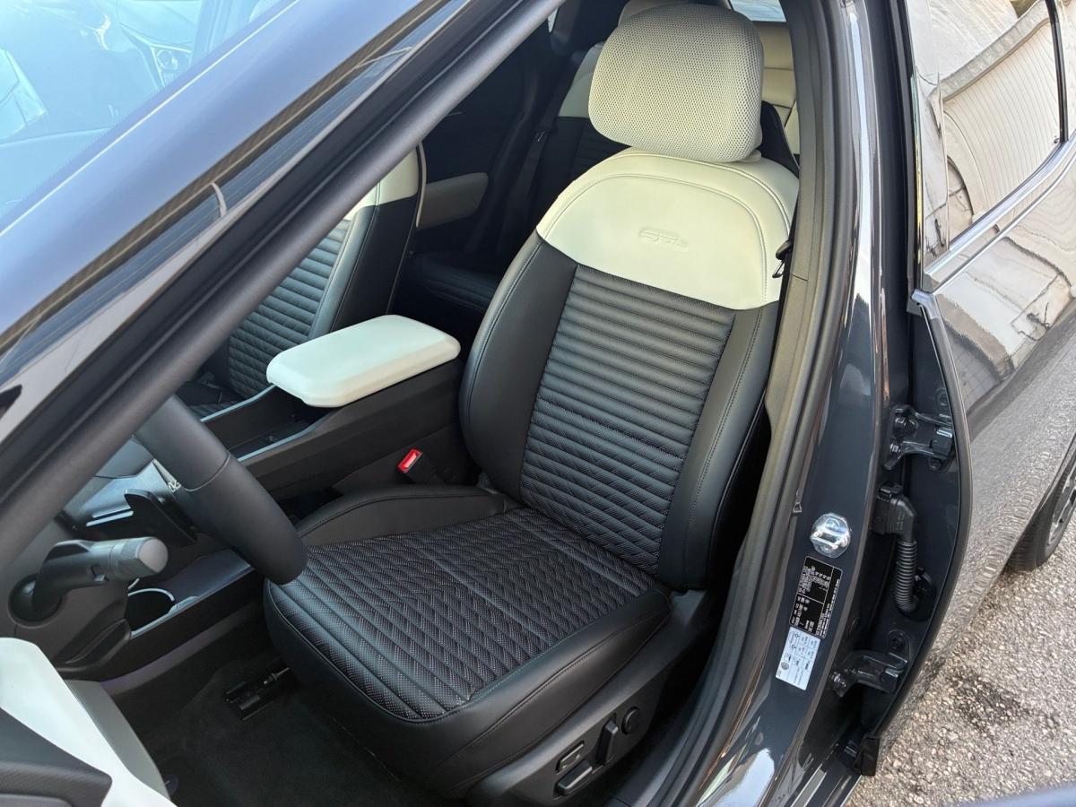 Originalaufnahme des Fahrzeugs Originalaufnahme des Fahrzeugs