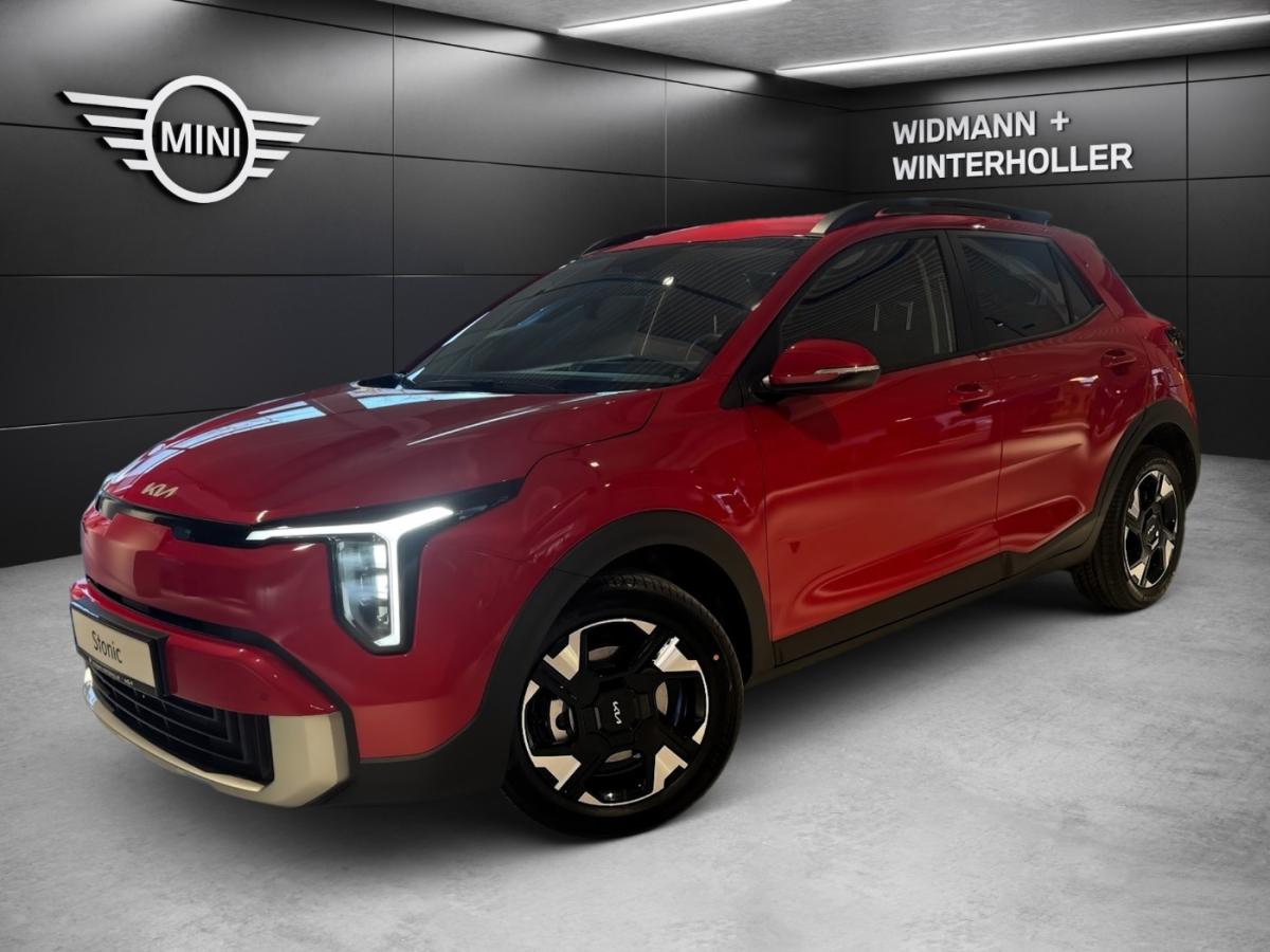 KIA Stonic 1.0T 100 DCT Vision 2xKlima AUT DynLicht in Rot von vorne KIA Stonic 1.0T 100 DCT Vision 2xKlima AUT DynLicht in Rot von vorne
