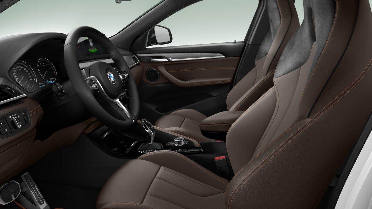 BMW BMW X im Innenraum seitlich BMW BMW X im Innenraum seitlich