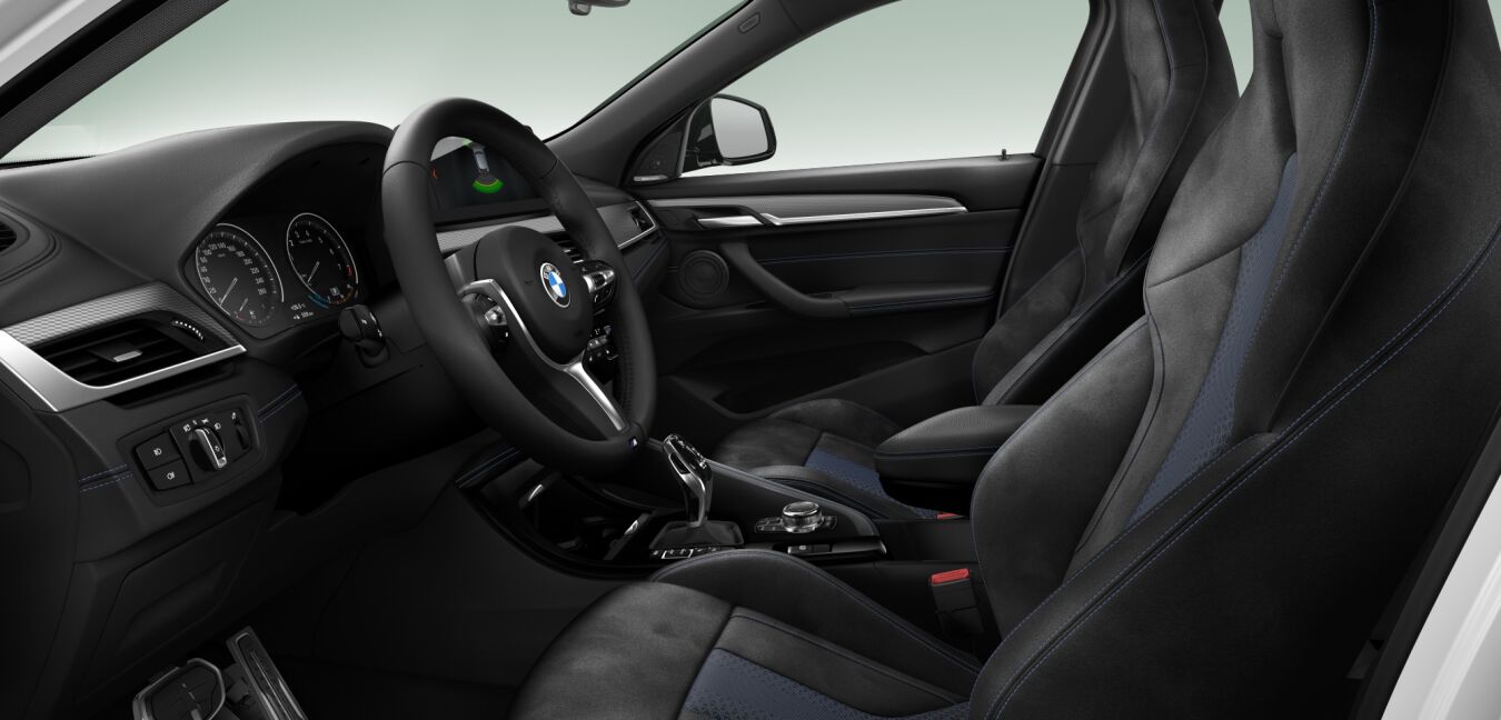 BMW BMW X im Innenraum seitlich BMW BMW X im Innenraum seitlich