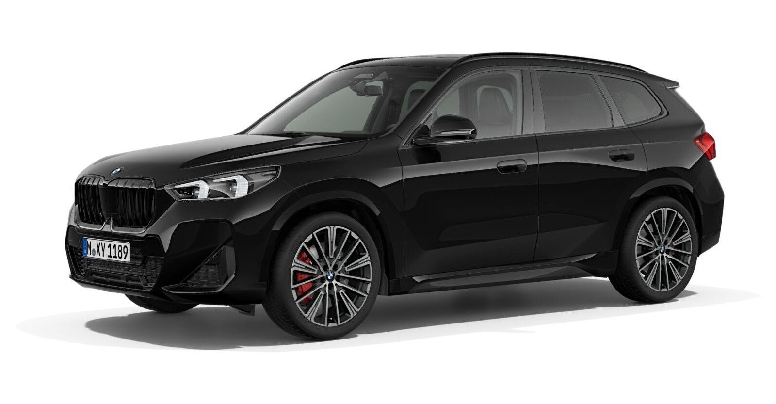 BMW X1 xDrive23d in Schwarz von vorne BMW X1 xDrive23d in Schwarz von vorne