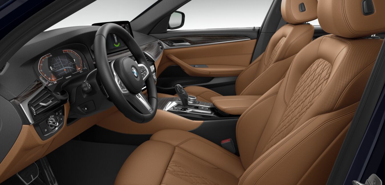 BMW BMW 5er im Innenraum seitlich