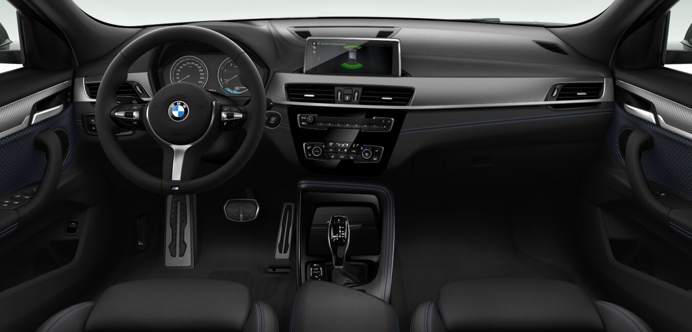 BMW BMW X im Innenraum von vorne