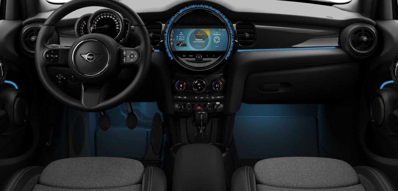 MINI MINI 5-Türer im Innenraum von vorne