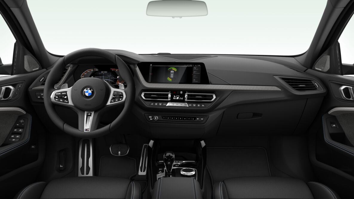 BMW BMW 1er im Innenraum von vorne
