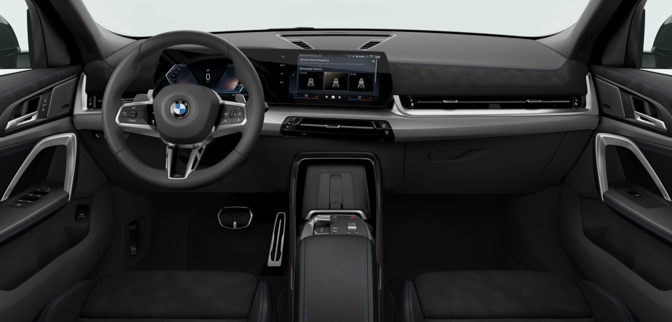BMW BMW X im Innenraum von vorne