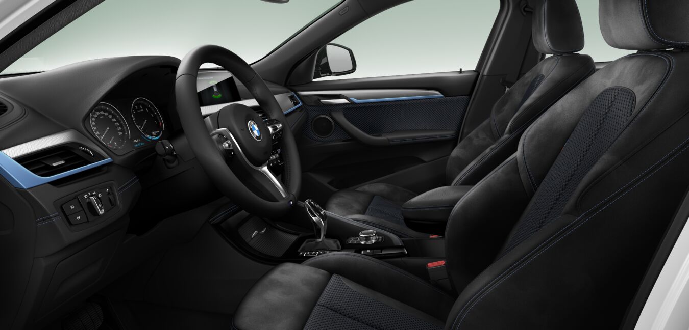 BMW BMW X im Innenraum seitlich BMW BMW X im Innenraum seitlich