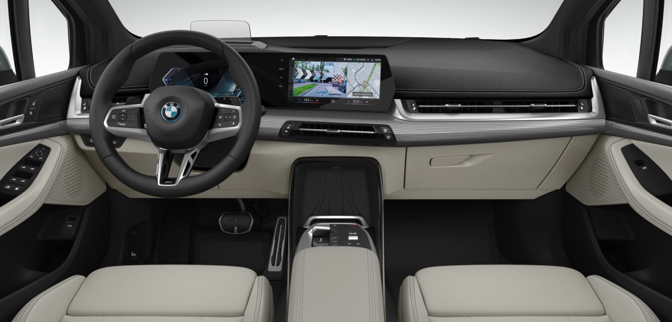 BMW BMW 2er im Innenraum von vorne BMW BMW 2er im Innenraum von vorne